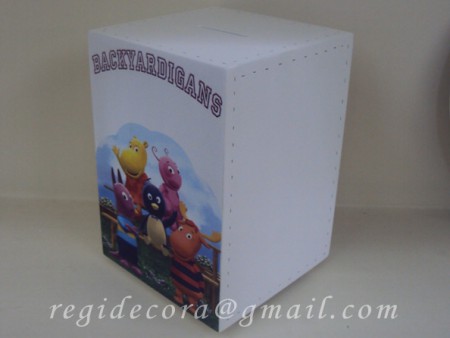 Cofre 12x12x20cm Tema: Backyardigans